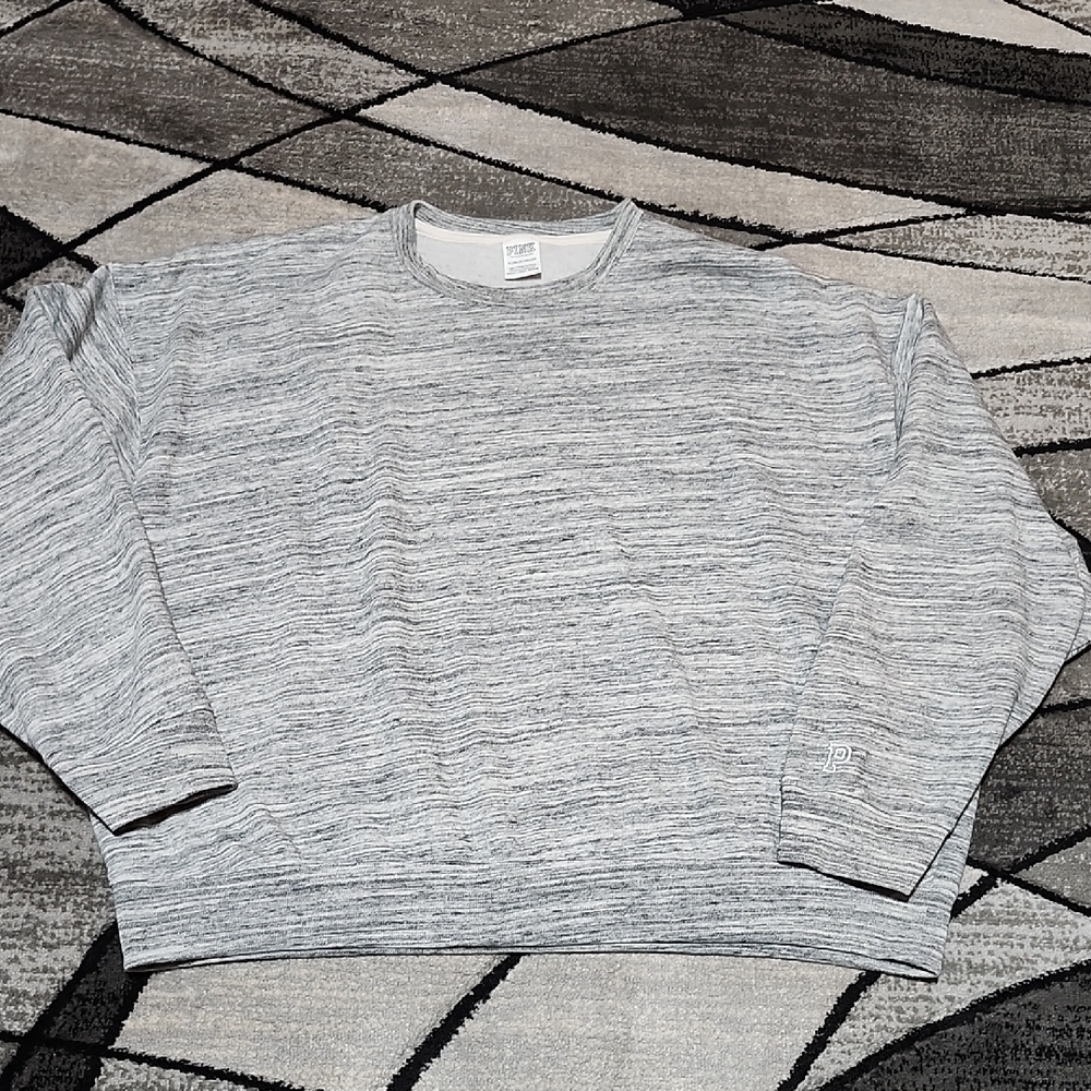 VS PINK 2021 CAMPUS EMBROIDERED HEATHERED GRAY FLEECE CREW-NECK SWEATSHIRT XL